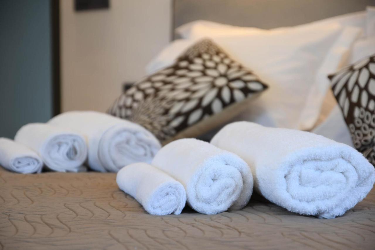 Orion Eco Suites Karteros Buitenkant foto