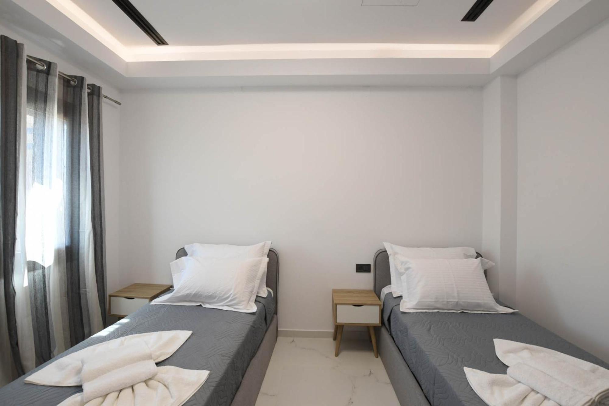 Orion Eco Suites Karteros Kamer foto